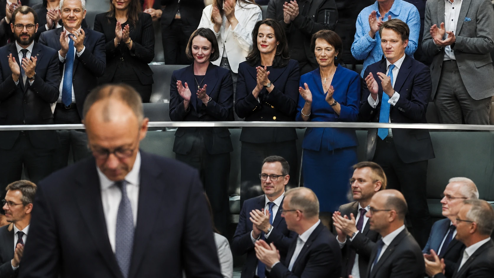 Der öffentliche Moment bei der Kanzlerwahl 2025 - carola clüsener